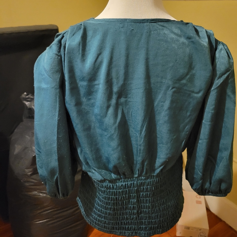 Blouse - Picture 3 of 4